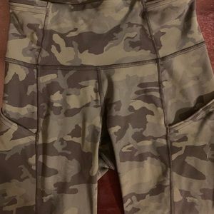 Lululemon Fast & Free Tight Green Camo Size 2